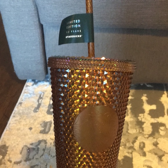Brand new Limited Edition Starbucks Gold studded 16 oz cup - Picture 3 of 5